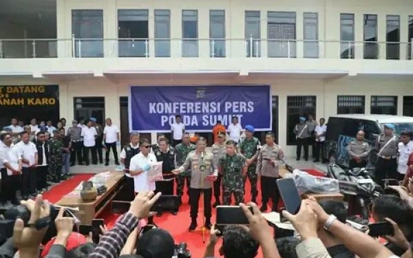 Konferensi Pers Polda Sumut terkait kasus pembakaran rumah wartawan di Sumatera Utara